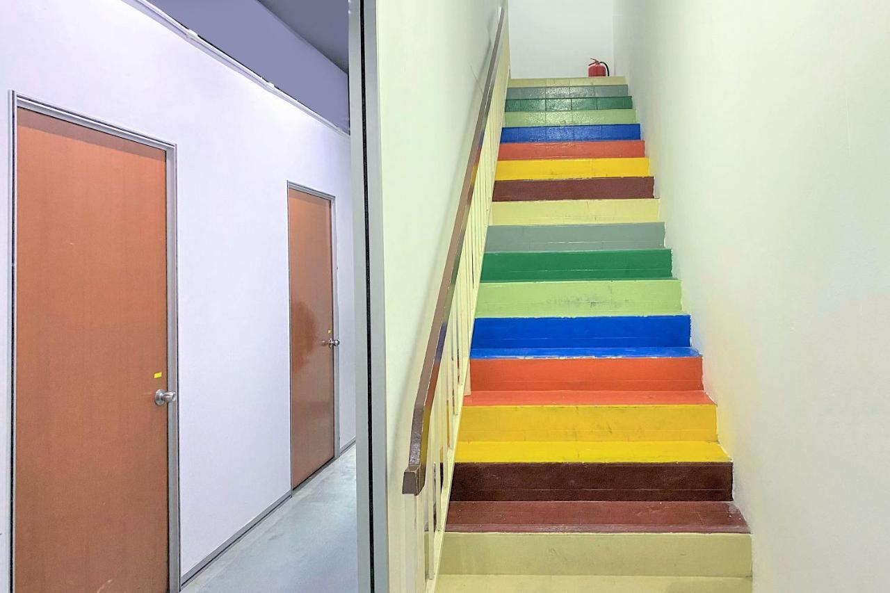 Spot On 90123 Rainbow Guest House جورج تاون المظهر الخارجي الصورة