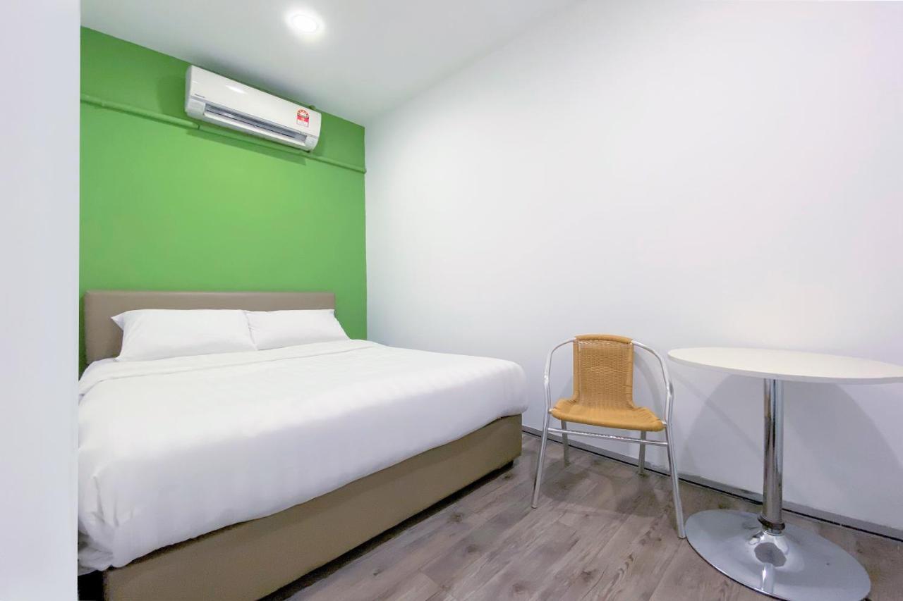 Spot On 90123 Rainbow Guest House جورج تاون المظهر الخارجي الصورة